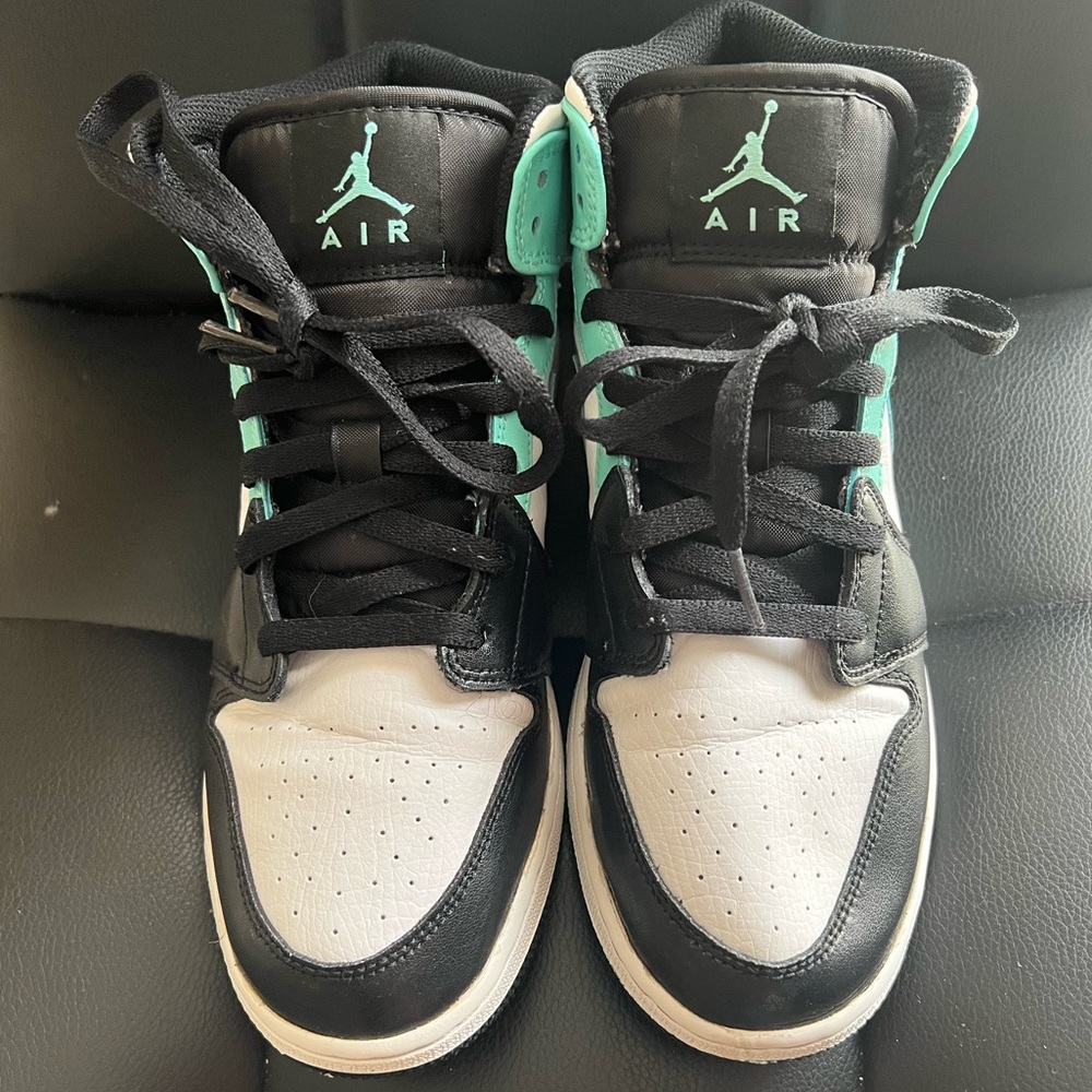 GS Air Jordan 1 Mid GS 'Tropical Twist